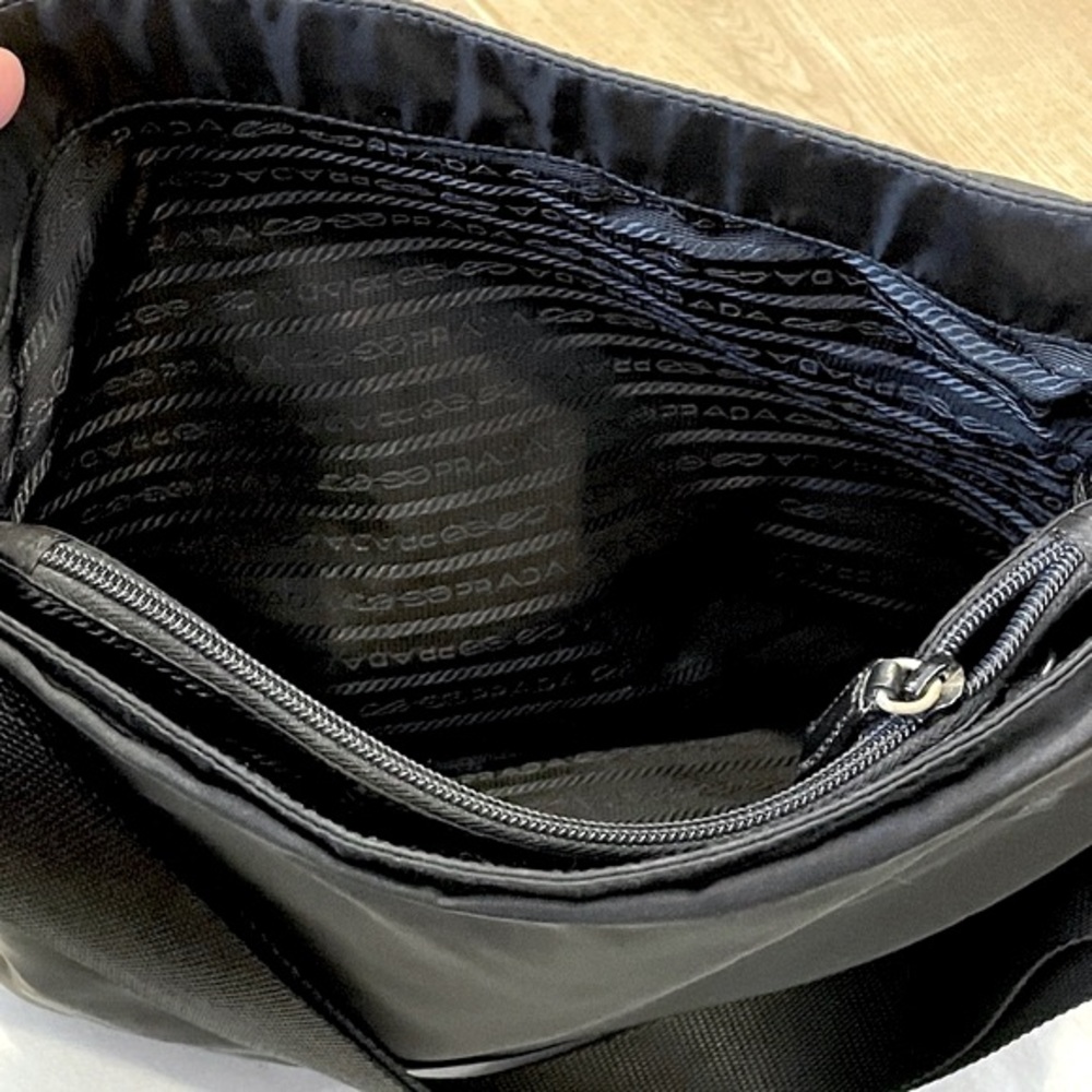 Vintage Prada Tessuto Messenger Bag - Picture 10 of 12